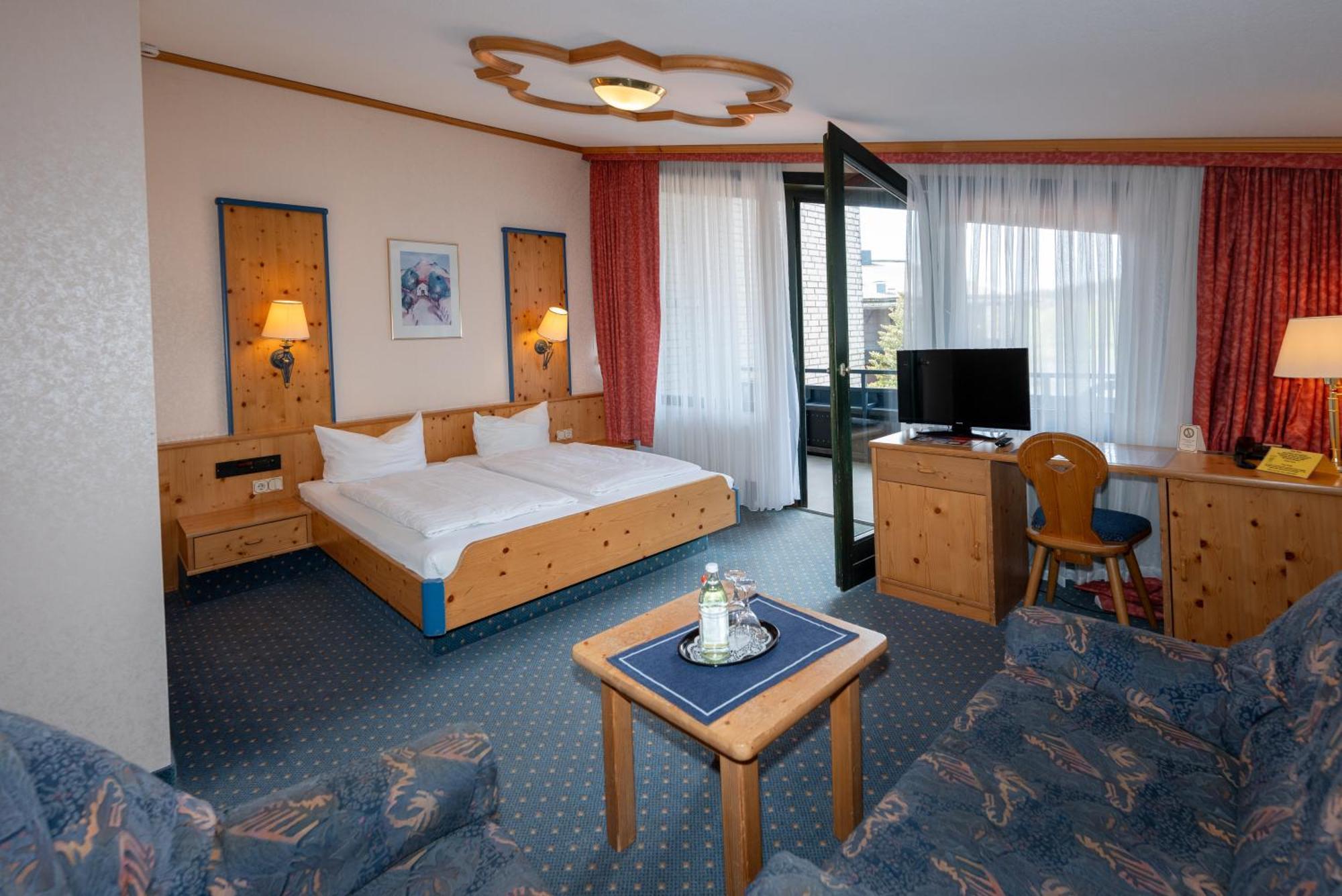 גוסלר Hotels Am Kranichsee מראה חיצוני תמונה